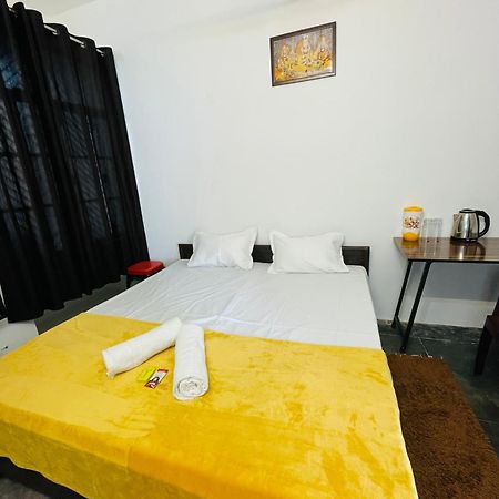 Shree Balaji Homestay Ayodhya Esterno foto