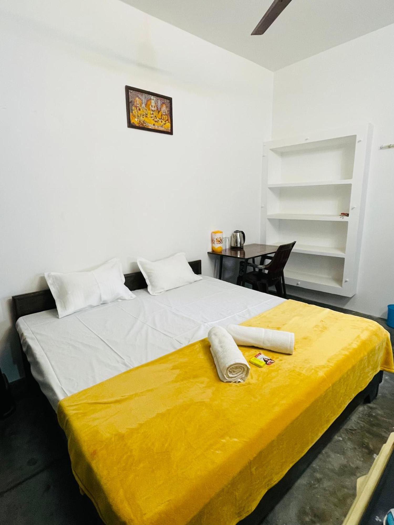 Shree Balaji Homestay Ayodhya Esterno foto